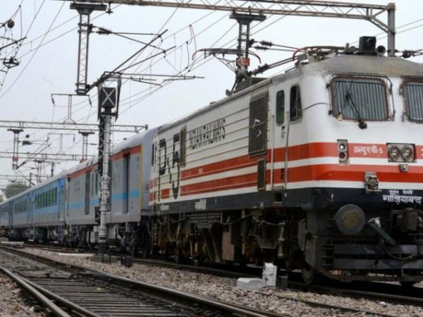 First high speed train in India runs from March 2016
