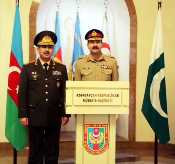 Visit of Pakistani Army General Baku widely covered by Azeri media