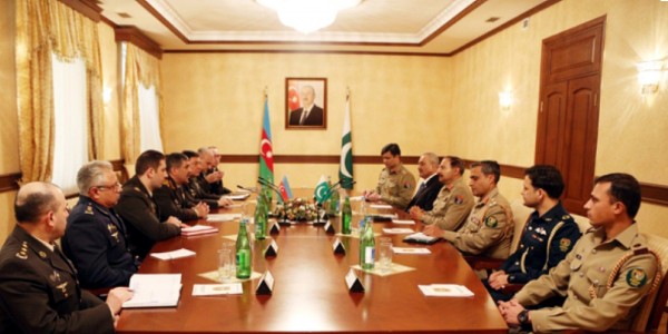 Visit of Pakistani Army General Baku widely covered by Azeri media