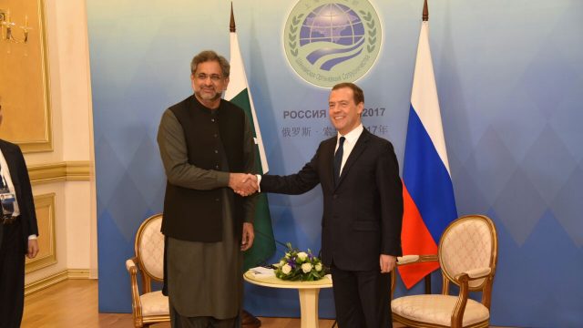 Russia and Pakistan discuss Afghan war