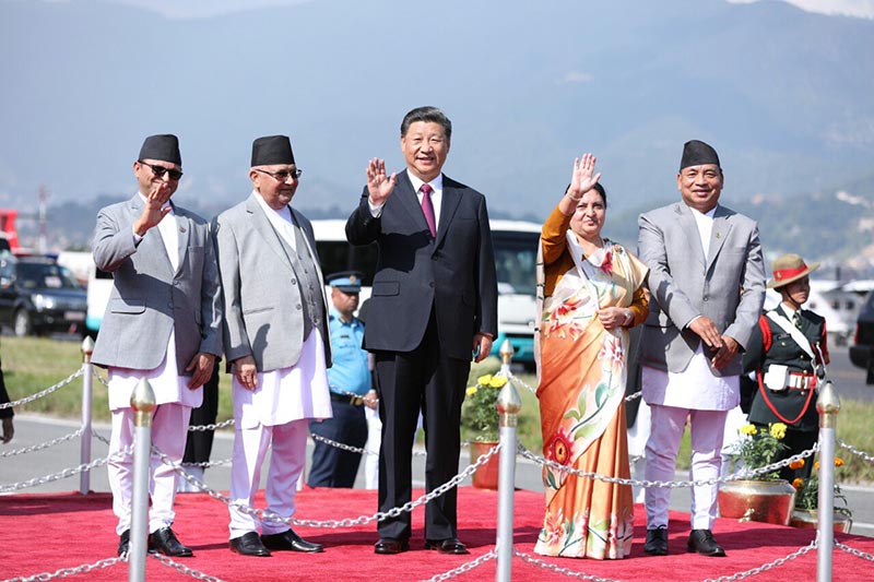 Президент Си Цзиньпин покинул Катманду после подписания 20 проектов по стимулированию экономики Непала